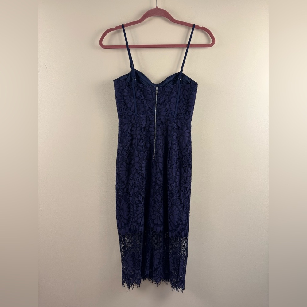 Bardot Florence Midi Lace Dress in Navy - Picture 5 of 8